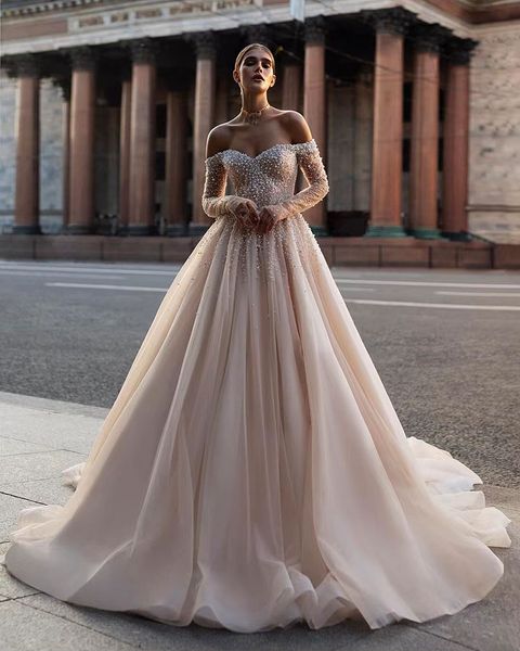 Anmutiges schulterfreies Hochzeitskleid, glitzerndes Pailletten-Perlenkleid für die Braut, luxuriöses A-Linie-langes Brautkleid Robe De Mariee