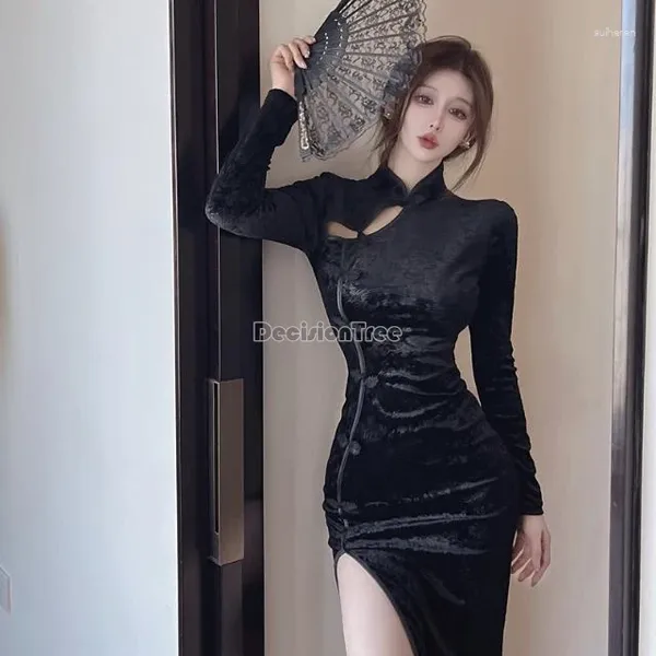 Roupas étnicas 2024 estilo chinês melhorado mulheres diariamente oco out retro veludo jovem menina cheongsam vestido sexy festa magro