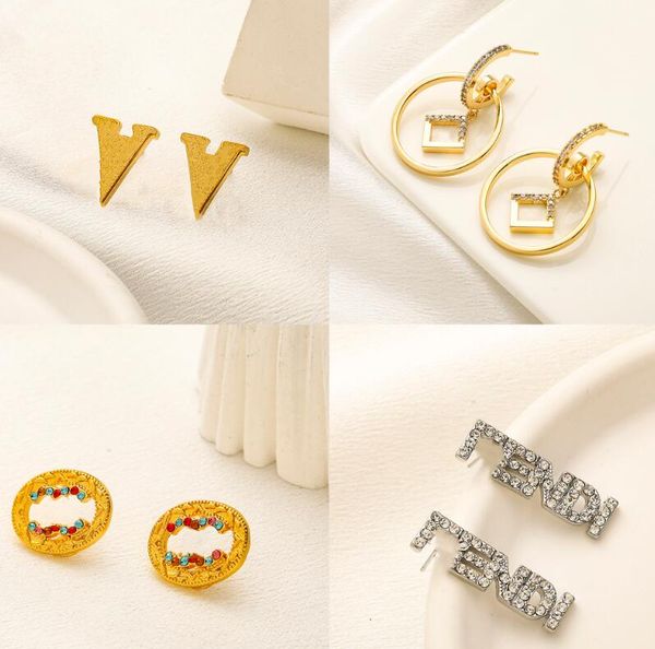 18K Gold plattiert Quasten Designer Briefe Langohrring Dangle Crystal Edelstahl Luxusmarke Frauen Strass -Pearl Hochzeitsfeier Jewerlry Accessoires