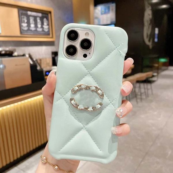 Capa de telefone inchada para iPhone 15 Pro Max Designer para Apple 14 13 12 11 XS 8 Plus Luxo PU Couro Stitch Big Diamond Padrão Móvel Capa traseira de meio corpo Coque Fundas Verde Menta