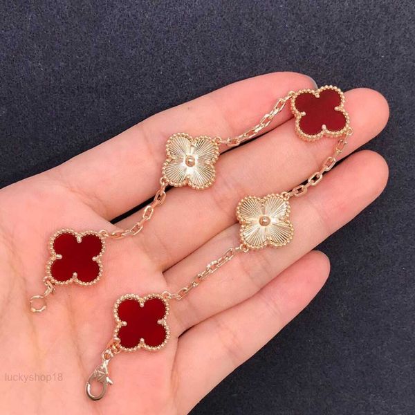 Bracciale a cinque fiori con erba a quattro foglie da donna in argento puro 925 panda bianco fritillaria agata rossa calcedonio versione alta oro rosa 18 carati