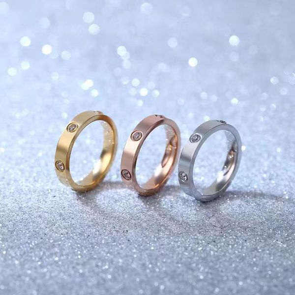 Anel de designer Ring de luxo de alta qualidade de alta qualidade Diamond Light Light Luxury Birthday Birthday Gift Style Eventos formais