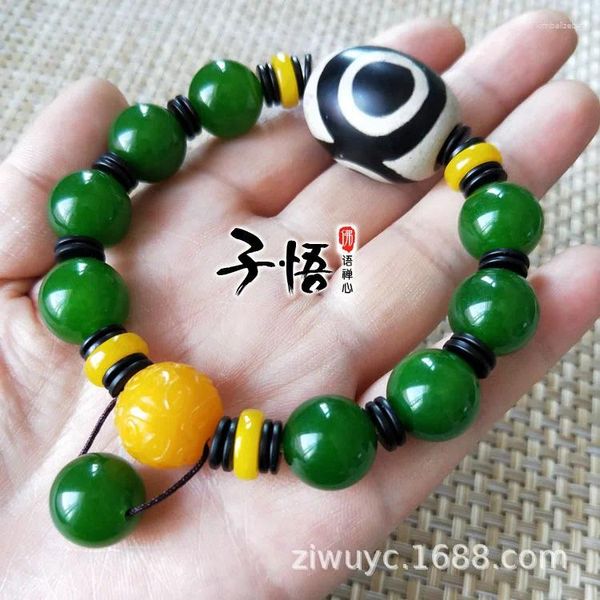 Strang Achat Jaspis Armband Tibetischer alter Chalcedon Tigerzahn mit drei Augen und sechs Dzi Perlen Trommelarmband.