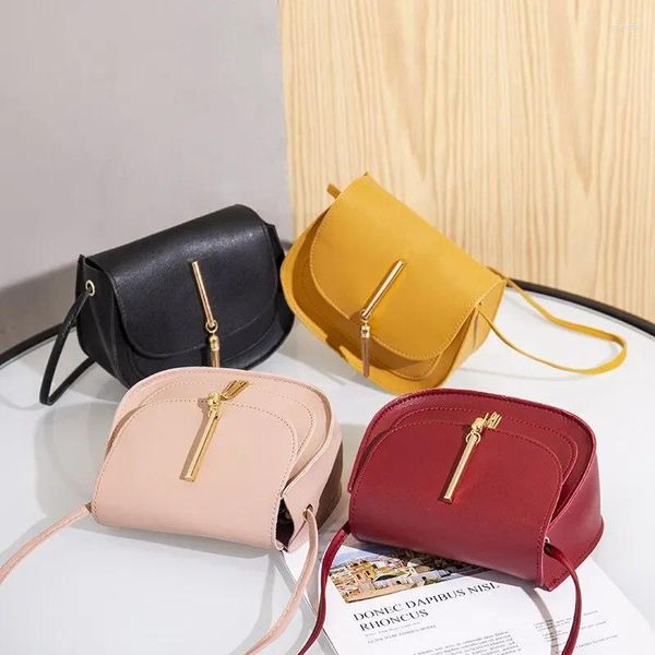 Bolsas de ombro Borla Dourada Dupla Camada Semi Círculo Cor Sólida Uma Moda Casual Mulheres Pequenas Bolsas