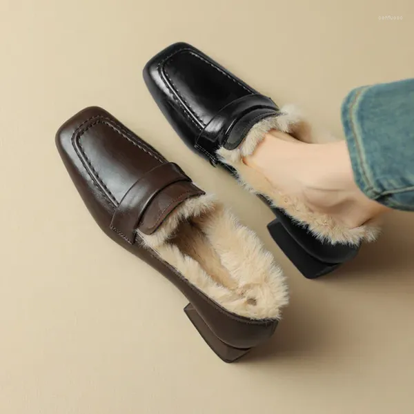 Повседневная обувь с квадратным носком, неглубокие женские туфли на плоской подошве, черные рабочие туфли на шпильке из натуральной кожи, зимние теплые плюшевые лоферы без шнуровки, коричневые эспадрильи для женщин