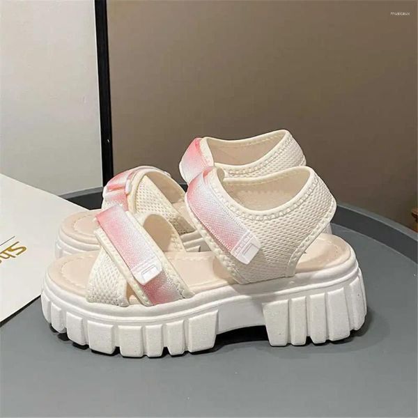 Hausschuhe Schlüsselhöhe Anti Slip Barfuß Sommer 2024 Schuhe Schwarze Sandale Damen Sneakers Sport Snekers League Besondere Verwendung