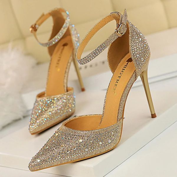 Pompalar maogu bayanlar ayakkabı kadınlar pompalar stiletto tatlı düğün ayakkabı 2023 lüks kadın sandalet 10cm parlak rhinestones seksi yüksek topuklu altın