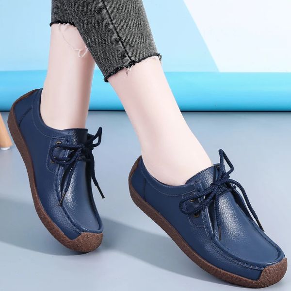 Flats 2022 New Women Women Casual Shoes Lace Up Flats Sneakers Mulheres Moccasins Designer Sapatos Ladies Sapatos Chaussures Big Size