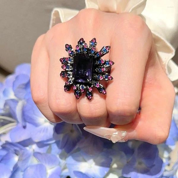 Cluster-Ringe 2024 Damen-Ring mit Kornblumen-Edelstein, 18 Karat Gelbgold vergoldet, Iris-Lila-Blumen-Zirkonia-Ring