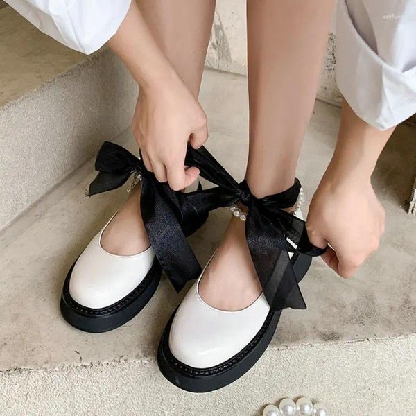 Sıradan Ayakkabı Qplyxco 2024 Sonbahar Yuvarlak Toe Tweet Sevimli Kızlar Japanse Lolita Kalın Sole Şerit ayak bileği Kravat İnci Kadınlar Mary Janes Platform Flats