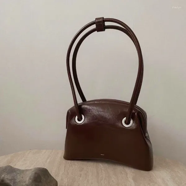 Borse da sera Premium Sense Of Head Strato Borsa in conchiglia di vacchetta di nicchia Retro Elegante Moda Pelle Tenuto in mano Versatile Spalla Ascella Per donna