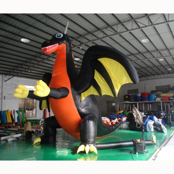 8 mH (26 piedi) con ventilatore Scared Black Halloween Holiday Mall Decorazione drago gonfiabile gigante con ali in vendita