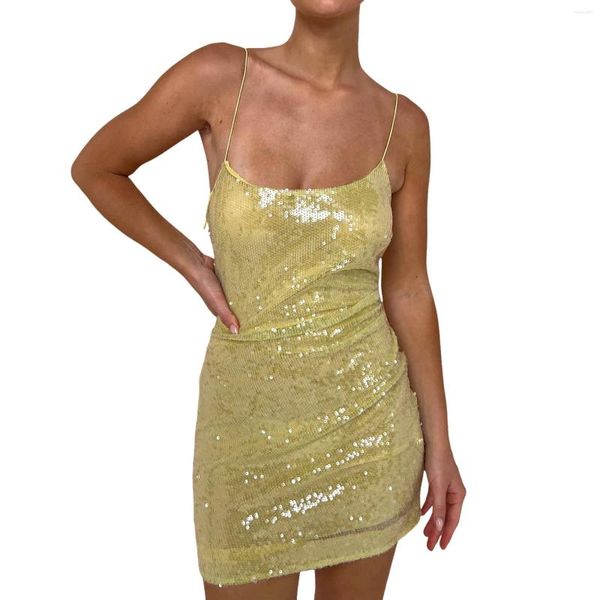 Sıradan elbiseler ışıltılı kadın parti elbisesi 2024 sırtsız kolsuz spagetti kayışı payetli bodycon düğün akşamı sıkı kısa balo