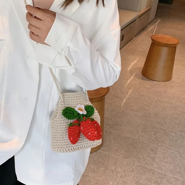 Mini bolsa de crochê artesanal com estampa de morango, bolsa para celular, bolsa de lã de malha diagonal, bolsa feminina 240307