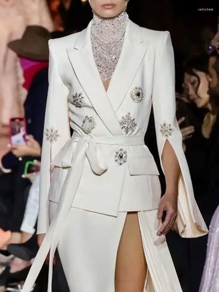 Ternos femininos deive teger 2024 designer de luxo elegante outono casaco sexy com decote em v manga longa cristal diamante cinto branco jaquetas terno