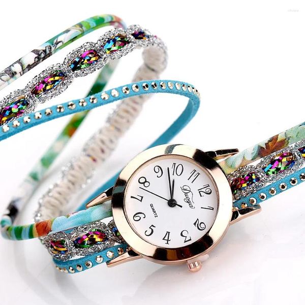 Armbanduhren Uhren Damen Quarzuhr Luxus Armband Blume Edelstein Armbanduhr Zubehör für den Verkauf von Produkten 2024