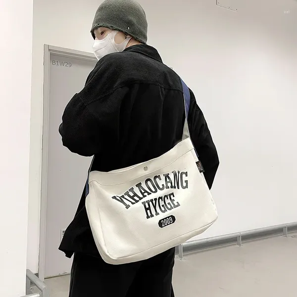Omuz çantaları Crossbody Bag erkekler moda tasarım tuval öğrenci okul çantası büyük kapasite depolama gündelik alışveriş seyahat sokak moda çanta
