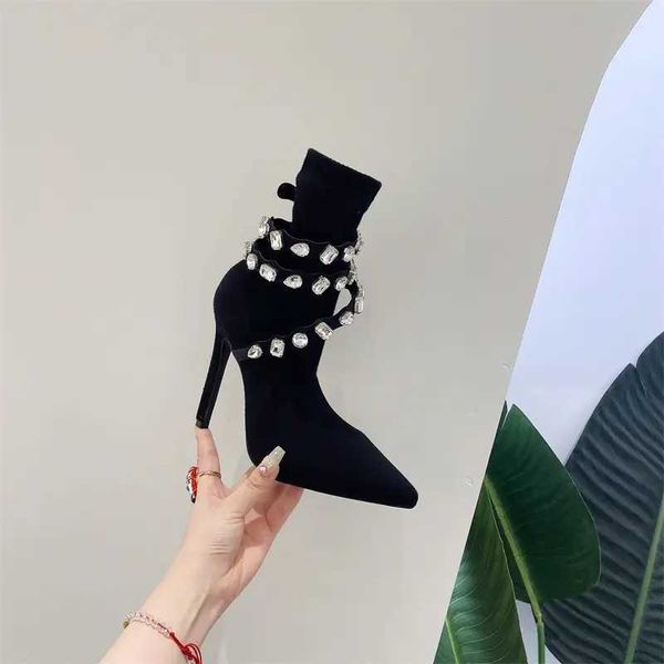 HBP Venda imperdível de tecido elástico sem marca Stivali Donna Salto fino Nova marca para mulheres Strass Moda Feminina Dedo apontado Botas de tornozelo elegantes