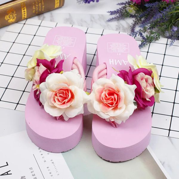 Flops niedrig preis modische handgefertigte Frauen Sommer Sandalen Flip Flops Plattform Keile Schuhe außerhalb Strandrutschen High Heel Big Rose Blumenblumen