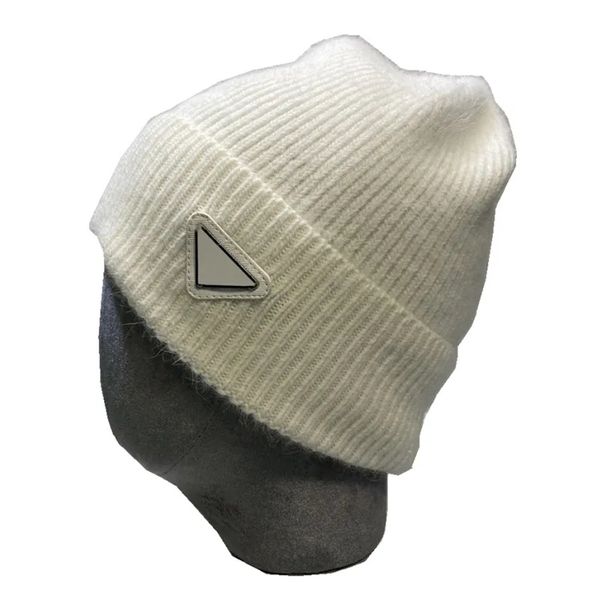 Designer Mens Beanie Cap Luxo Bonnet Mulheres Crânio Chapéu De Malha Chapéus De Esqui Snapback Máscara Equipada Unissex Inverno Cashmere Casual Moda Ao Ar Livre Qualidade 7 Cor R7