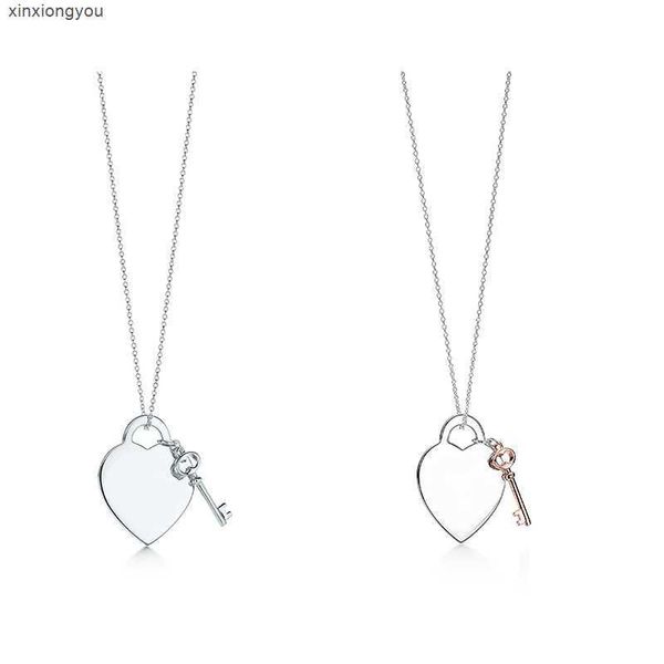 Rr8r Anhänger Halsketten Designer Single Peach Heart Tag Halskette Frau Edelstahl Anhänger Luxus Schmuck Valentinstag Weihnachtsgeschenk Großhandel