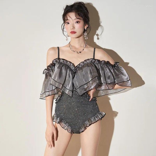 Damenbadebekleidung Wisuwore Einteiliger Badeanzug V-Ausschnitt Weiblicher koreanischer Fan 2024 Mode grenzüberschreitender Großhandel Stahltablett Frühlingsanzug