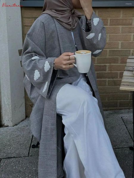 Abbigliamento etnico Moda Nuvola Ricamo Kimono Oversize Abito musulmano Abaya Donna Figura intera Capispalla Servizio di culto Abaya Wy1948