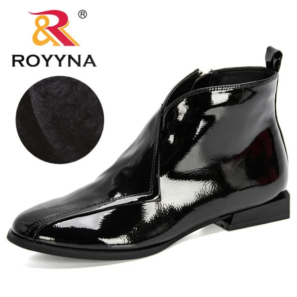 Sandálias royyna novos designers patentear boots de couro feminino Sapatos de inverno senhoras de pelúcia curta calçados altos mulheres botas mujer