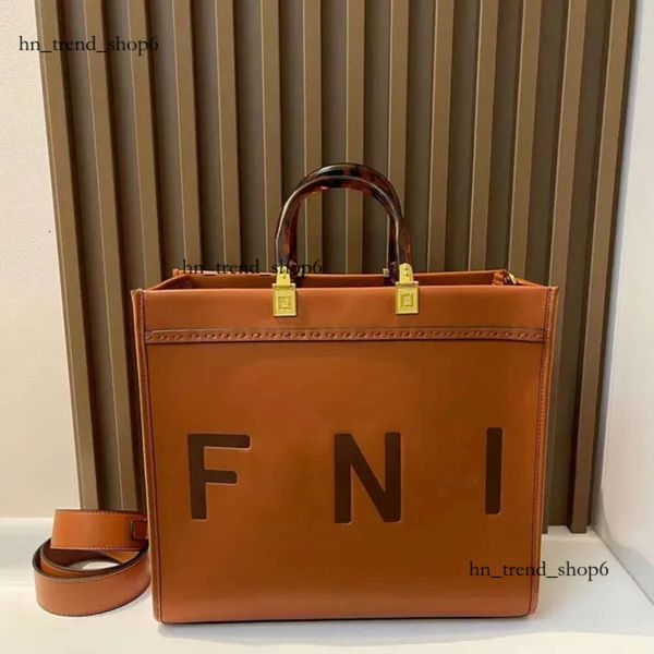 Ffendi Taschen große Kapazität Einkaufstasche Sonnenschein Taschen Vintage Schulter Handtasche Geldbörsen Frauen Leder Goldener Buchstaben Kopf Porträt Frauen 599