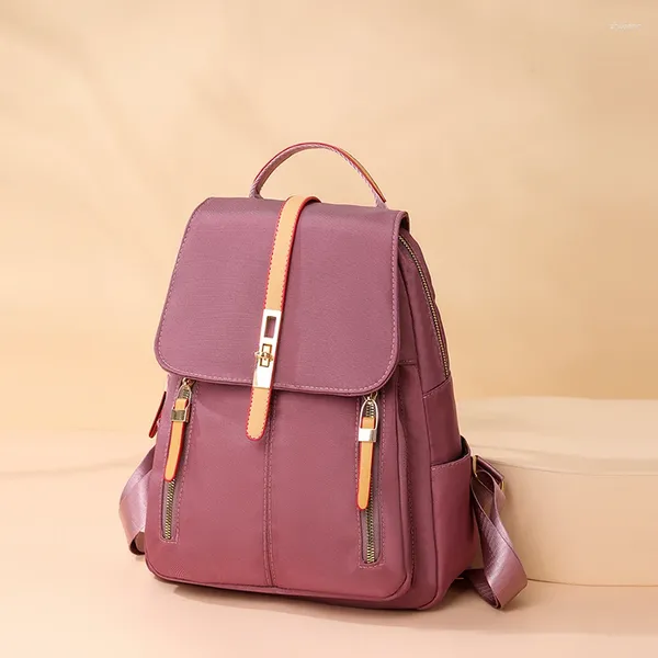 Borse da scuola in nylon Tipo di copertura del pacchetto Zaini casual Solido da donna in vendita Zaino per studenti di moda con capacità di alta qualità Mochila