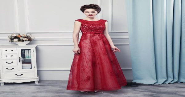 Abiti da ballo per occasioni speciali Abito lungo Cerimonia Donna 2019 Abiti da sera lunghi da donna in pizzo bordeaux senza maniche7852913