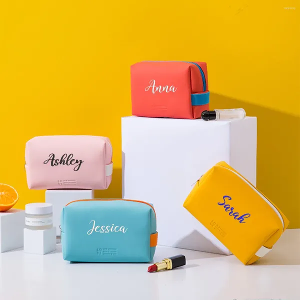 Sacos de armazenamento Saco de maquiagem de viagem personalizado bordado portátil cosmético organizador à prova d'água bolsa feita sob encomenda para mulheres