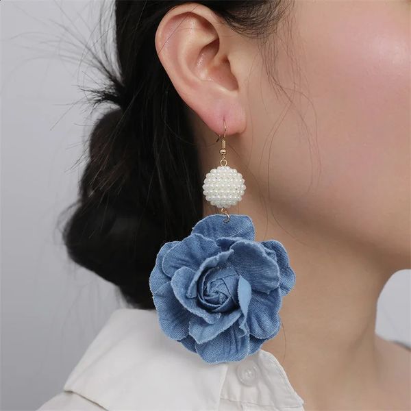 Blaue Blume Damen Eardrop Mode Stoff Denim Stoff 2024 Nachahmung Perle Luxus Bankett Hochzeit Ohrringe Für Frau Schmuck 240311