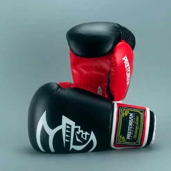 Schutzausrüstung PRETORIAN-MUAY THAI PU-LEDER-BOXHANDSCHUHE für Männer Training MMA Farben Dropshipping Großhandel Neu yq240318