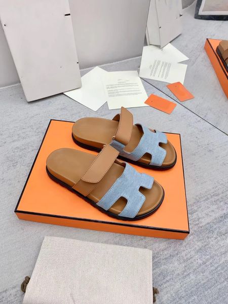 Pantofole pantofole Slide Designer Beach Beach Classic Sandals Flat Summer Lady Flip Flip Flip di alta qualità uomini Donne Slide in stile coreano