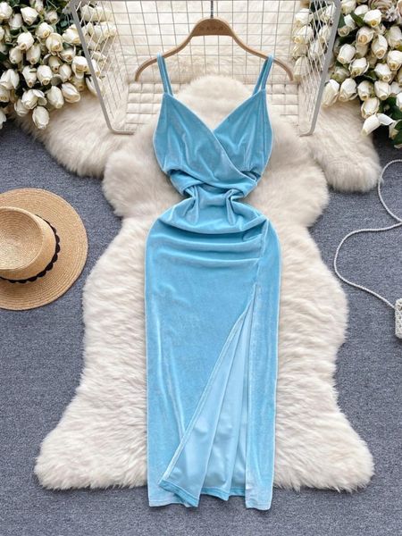 Abiti casual Abito vintage con cinturino per spaghetti in velluto blu per donna Elegante abito da festa sottile con spacco senza schienale di media lunghezza femminile sexy