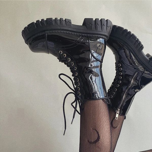 Boots 2022 Inverno New Women Boots Brand Luxury Brand Design preto Punk Goth Plataforma Chelsea Fashion Fighting Laceup Bike Buty Damskie