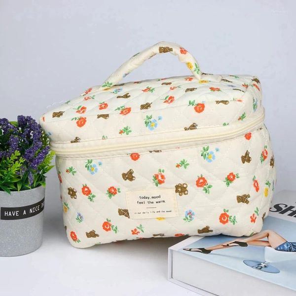 Sacos cosméticos Bolsa de maquiagem floral fofa para mulheres Organizador de armazenamento Bolsas de maquiagem