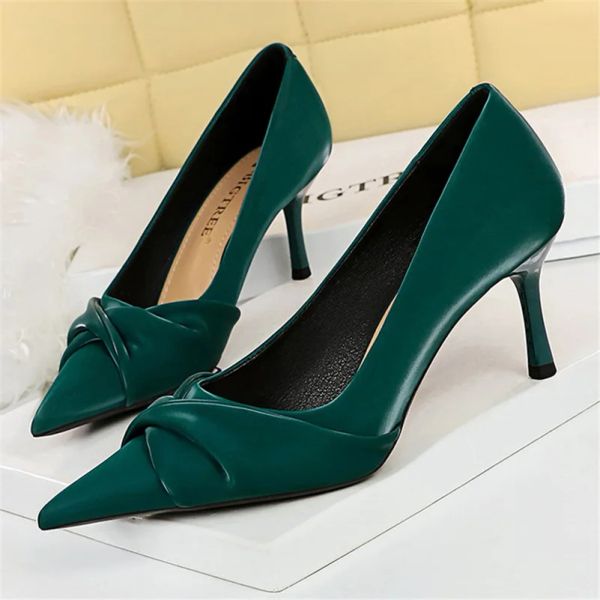 Pompe Donne 7 cm 10 cm con tacchi alti Pompe Lady Party Green Stiletto Bow Knot Middle Low Teli Fetta di matrimonio Fasci per festa Elegante Scarpe eleganti