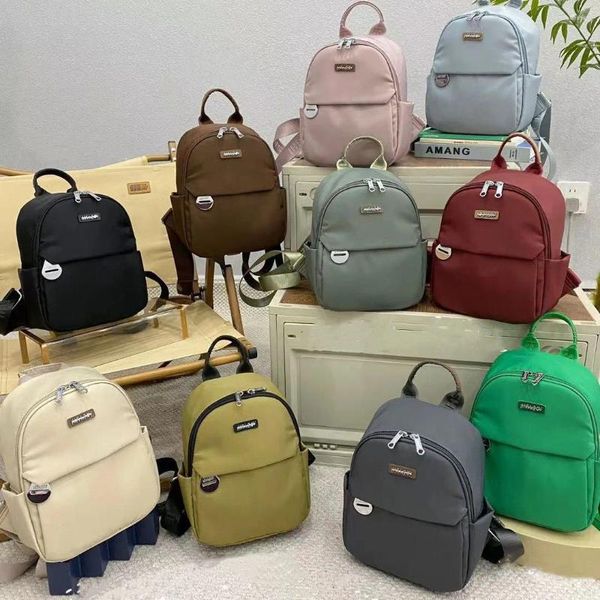 Rucksack 2024 Frühjahr/Sommer Produkt Damen Koreanische Ausgabe Vielseitige kleine wasserdichte Nylon-Büchertasche