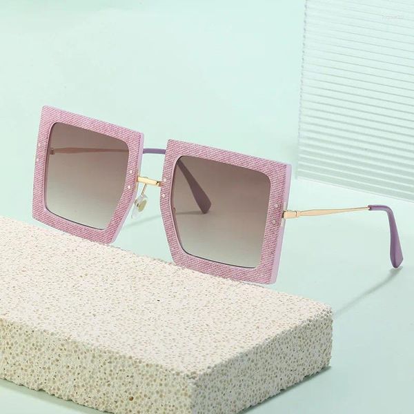 Солнцезащитные очки квадратные для женщин Солнцезащитные очки Роскошные дизайнерские модные тонкие ноги Gafas De Sol Cute