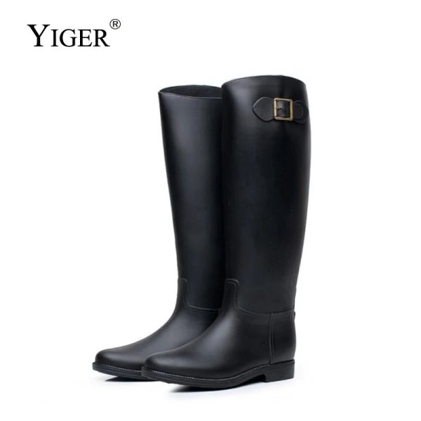 Stivali Yiger Women Knee High Rain Stivali in gomma impermeabile in PVC non colpita leggera New Female Rain Boots Black 2023
