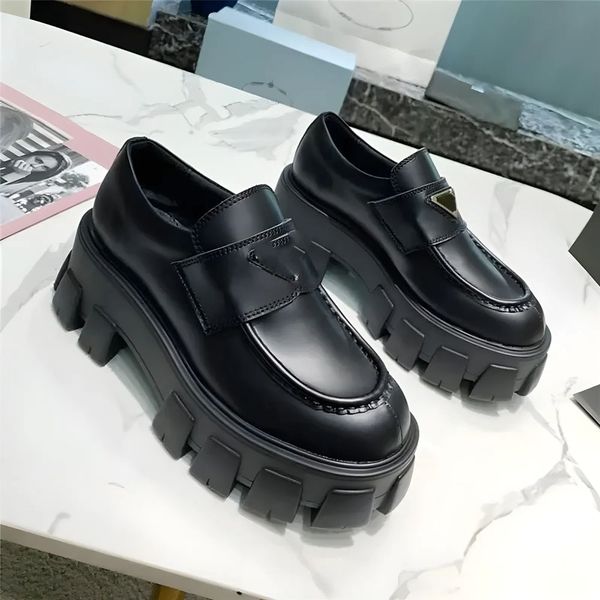 Designer sapato homens mulheres casuais monolith triângulo logotipo preto sapatos de couro aumentar plataforma tênis cloudbust clássico patente fosco loaf