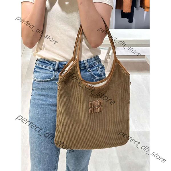 Borsa di design miumiubag tote borsa vecchia lampada moneta a vellutoy spalla borsetta borseggia