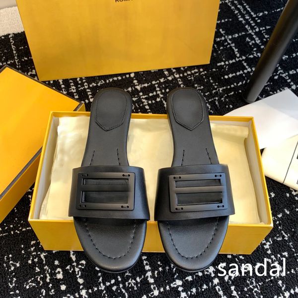 Sandali baguette firmati Pantofole in pelle nera Scivoli piatti da donna Sandali con perline Scarpe in gomma Pantofola con plateau Scarpa estiva alla moda