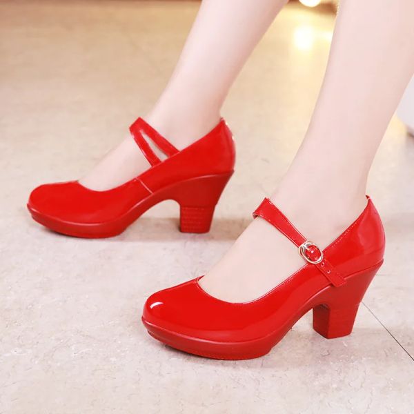 Stivali piccole dimensioni 3243 scarpe piattaforma di tacco a blocco medio scarpe da matrimonio rossa bianca 2022 autunno mary jane scarpe da donna pompa in pelle