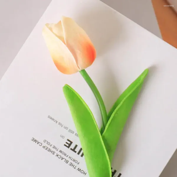 Fiori decorativi Ramo di tulipano realistico Rami di tulipani artificiali per decorazioni domestiche per matrimoni Set di 10 finti