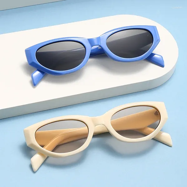 Sonnenbrille Frauen Cat Eye Vintage Mode Marke Designer Einfachheit Sonnenbrille Männer Luxus Kleine Rahmen Reisen