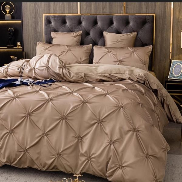 conjuntos de cama designer conjunto de edredom europeu de alta qualidade de quatro peças lençol de seda gelo simples colcha conjunto luz luxo hotel cama verão
