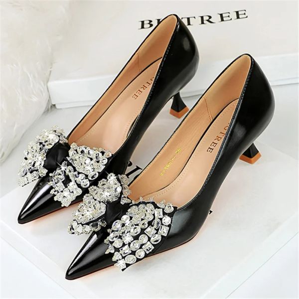 Bombas Mulheres 5,5 cm de altura Bombas verdes Lady Plus Tamanho 3443 Casamento Médio Low Kitten Heels Bling Crystal Rhinestone Party Bow Shoes